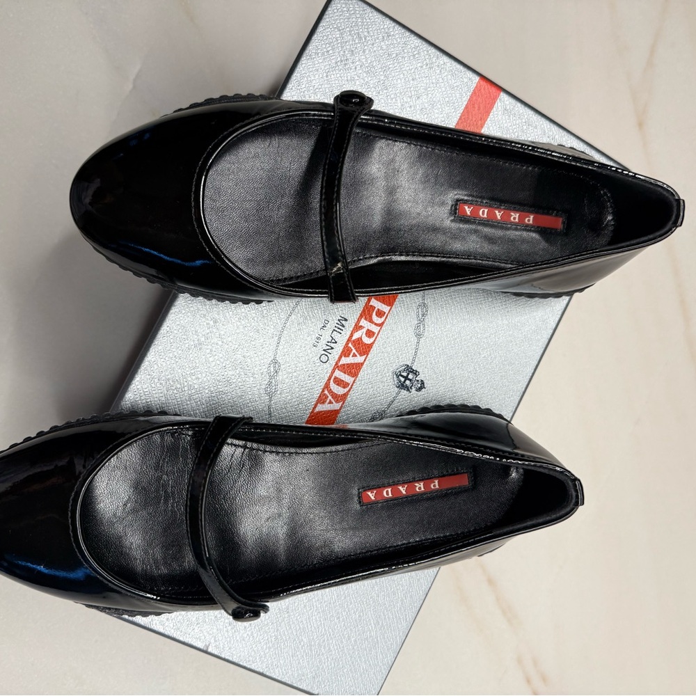 Prada Glossy Black Women’s Mary Jane’s